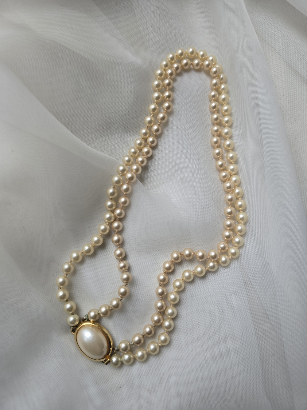 Trifari Vintage Double Strand Pearl Choker
